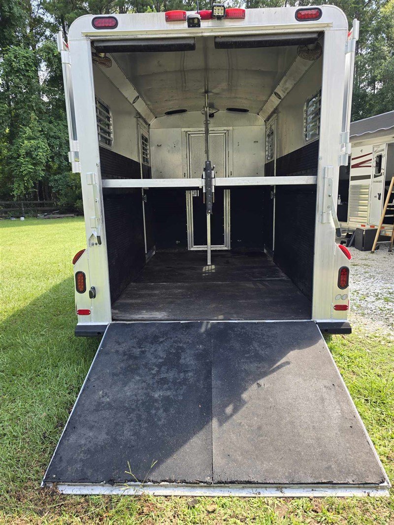 2000 C&C 2 horse Gooseneck - Image 7