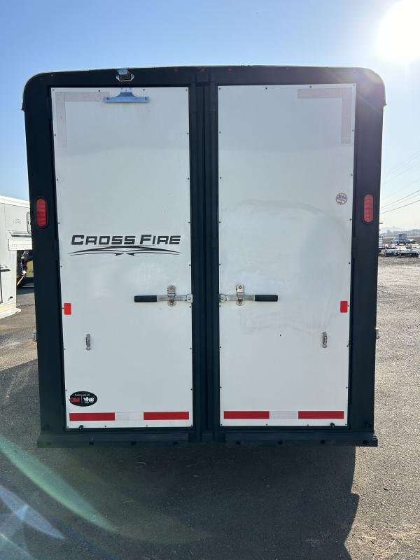 2022 Logan Coach Crossfire 3 Horse Gooseneck For Sale - Image 10