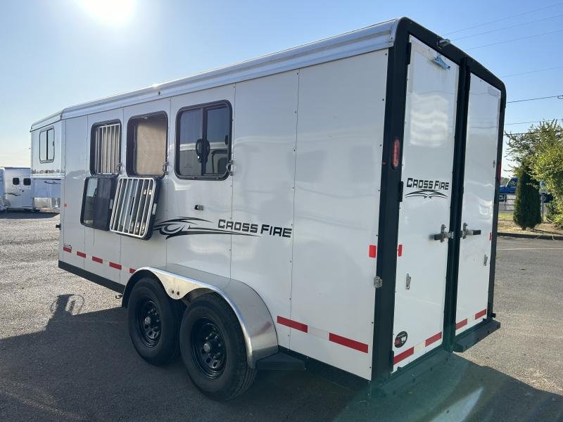 2022 Logan Coach Crossfire 3 Horse Gooseneck For Sale - Image 11