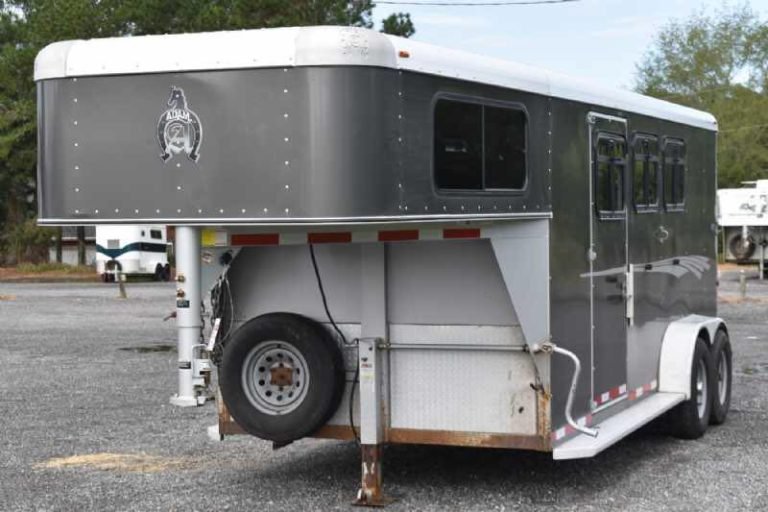2018 Adam 7304GN 3 Horse Trailer for Sale - Image 5
