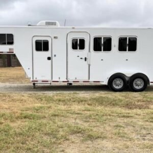 featherlite horse trailer for sale