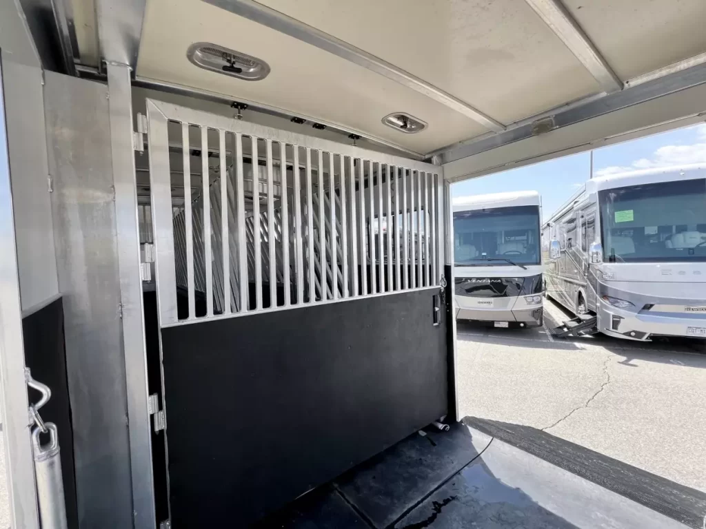 2009 Cimarron Norstar 6H Head to Head for Sale - Image 7