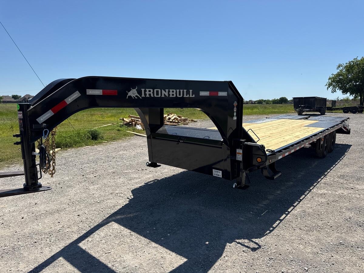 2026 IronBull FDG 8.5X25 Deckover Equipment Trailer - Image 9